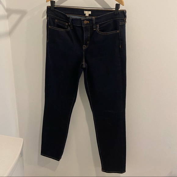 J Crew Dark Wash Mid Rise skinny - Picture 4 of 6